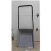 Image 2 : Snow Scoop 26" Wide & Step Ladder with Paint Tray