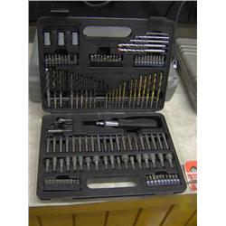 DRILL BIT AND DRIVER SET