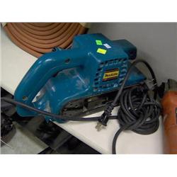 MAKITA BELT SANDER
