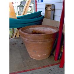 EXTRA LARGE TERRA COTTA PLANT POT