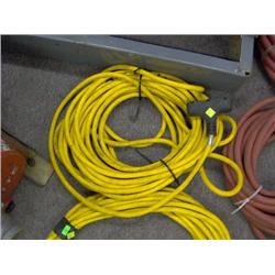 EXTENSION CORD
