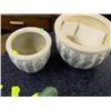 Image 1 : 2 CERAMIC PLANT POTS
