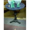 Image 1 : BLUE MARBLE TOP TABLE