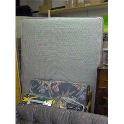 QUEEN BOX SPRING AND MATTRESS SET