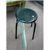 Image 1 : BLACK STOOL