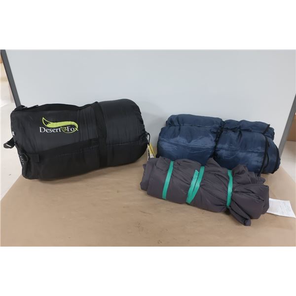 LOT DE 3 SACS DE COUCHAGE