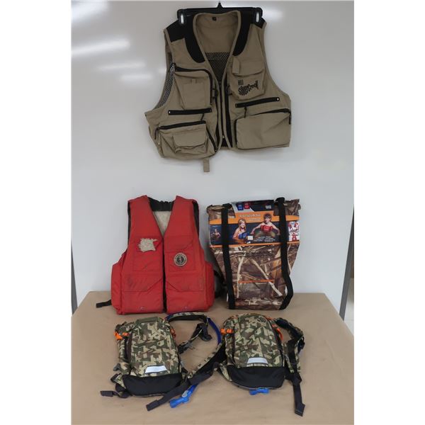 LOT DE 5 ITEMS DE CAMPING ASST