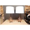 Image 1 : LAMPE DE TABLE