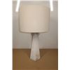 Image 1 : LAMPE DE TABLE
