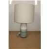 Image 1 : LAMPE DE TABLE