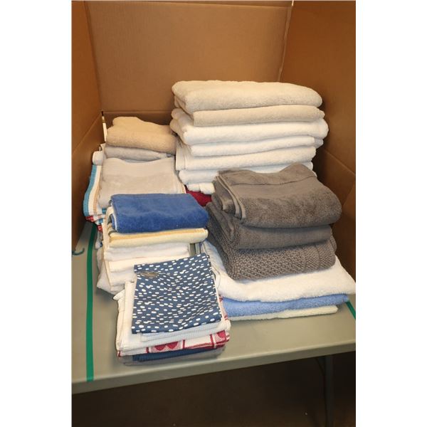 LOT DE SERVIETTES ASST