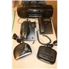 Image 1 : LOT DE 3 RADIOS ET 2 TÉLÉPHONES ASST