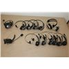 Image 1 : LOT DE 13 CASQUES D’OPÉRATRICE  ASST