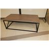 Image 1 : TABLE À CAFÉ 47"x24"x17"
