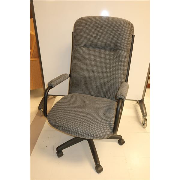 CHAISE DE BUREAU