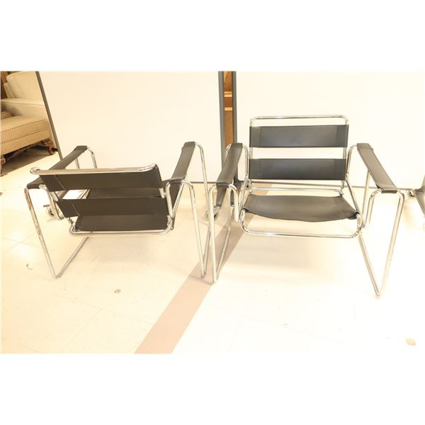 CHAISE