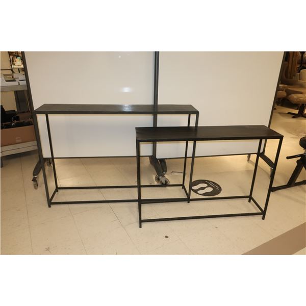 ENSEMBLE DE 2 TABLES EN MÉTAL ASST