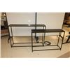 Image 1 : ENSEMBLE DE 2 TABLES EN MÉTAL ASST