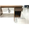 Image 2 : BUREAU EN BOIS 55"x26"x29"