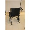 Image 2 : FAUTEUIL ROULANT