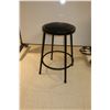 Image 1 : BANC EMPILABLE ULINE