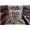 Image 1 : LOT DE 3mcx DÉCORATIONS DE NOËL -COULEUR OR