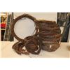 Image 1 : LOT DE 27pcs COURONNES DE VIGNE ASST
