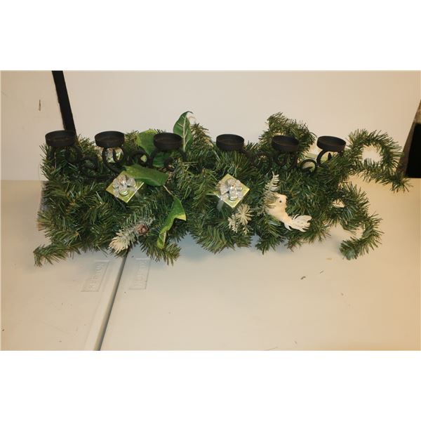 BOUGEOIR DE NOËL DÉCORATIF