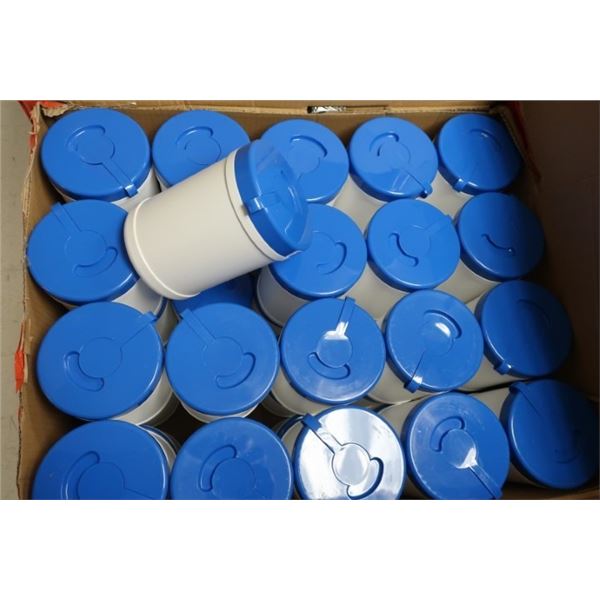 LOT: 40pcs DE 150 LINGETTES DÉSINFECTANTES 7.8X5.5"(SANS ÉTIQUETTE)