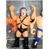 Image 3 : LOT OF 3 SMALLER WWF WRESTLING VINTAGE FIGURINES LOT 2