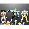 Image 2 : NICE LOT OF VINTAGE DRAGON BALL Z FIGURES