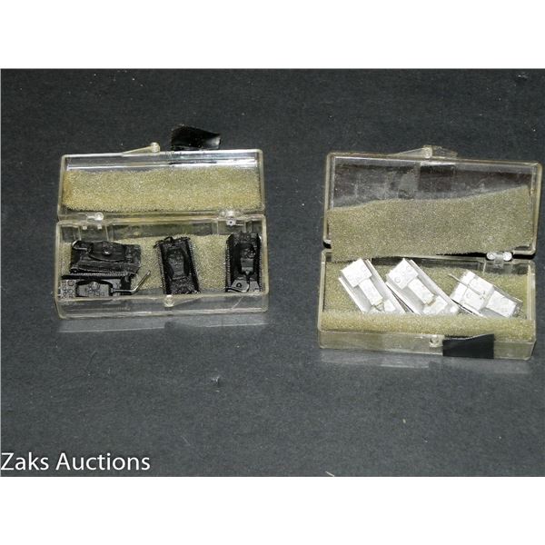 LOT 4 WWII 1 285 SCALE DIE CAST MICRO ARMOR TANKS lot-4-wwii-1-285-scale-die-cast-micro-armor-tanks