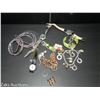 Image 2 : LOT OF COSTUME JEWELLERY LOT 2