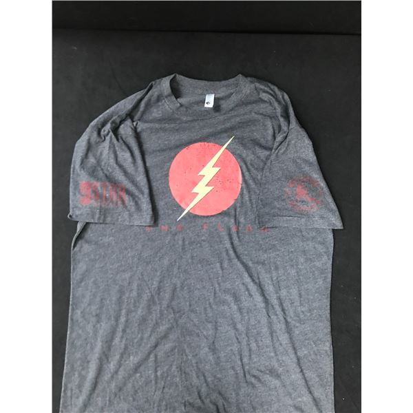 THE FLASH CREW GIFT T-SHIRT