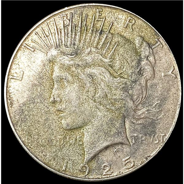 1925-S Silver Peace Dollar NEARLY UNCIRCULATED