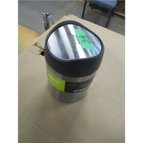 DESK TOP GARBAGE CAN