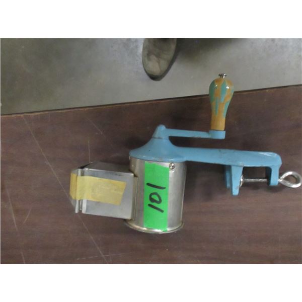 ANTIQUE GRATER (MADE IN ENGLAND)