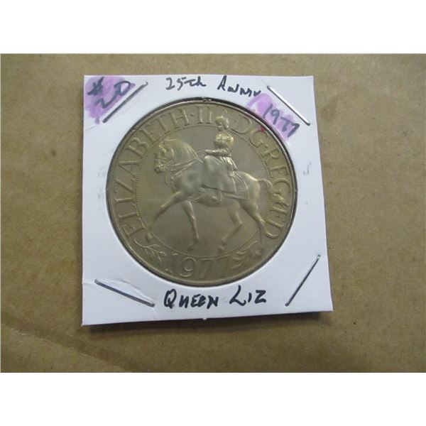 1977 QUEEN ELIZABETH II 25TH ANNIVERSARY SILVER MEDAL