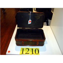 LUNCHBOX/GARDENER (SMALL)