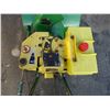 Image 5 : ** John Deere Model 726 Electric Start Snowblower - 26" Cut