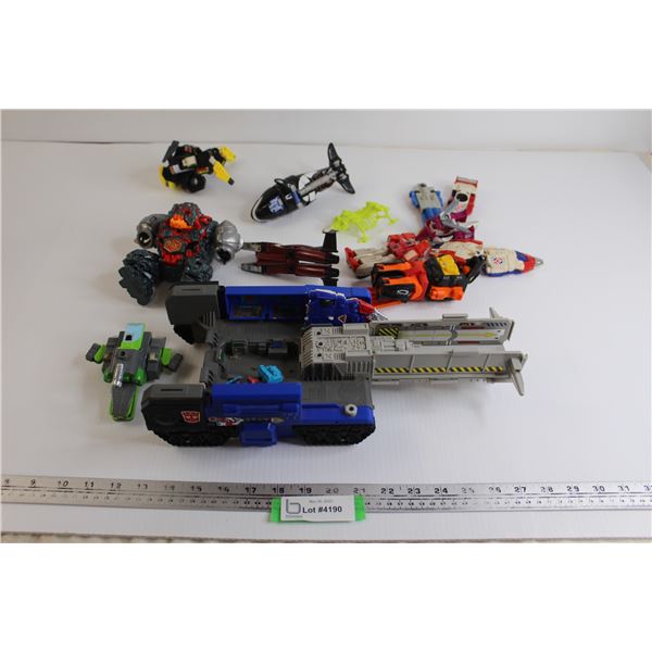 (10+) Assorted Toys - Transformers
