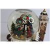 Image 2 : Vintage Christmas Snow Globe - Has Batteries