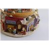 Image 3 : Musical Santa's Workshop Snow Globe - Works