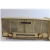 Image 2 : (2) Vintage Radios - Untested