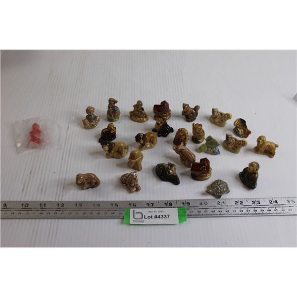 (25) Wade Figurines - Including (1) Calendar Series Figurine (Sealed)