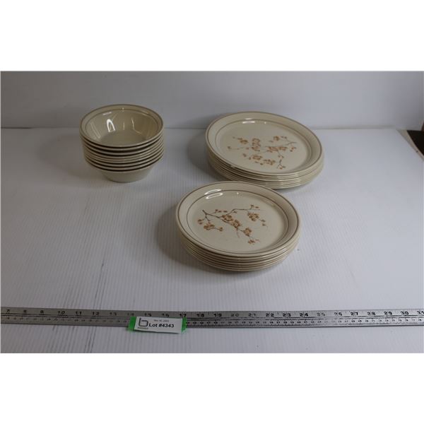 24-Piece Vintage Corelle China Blossom Dish Set