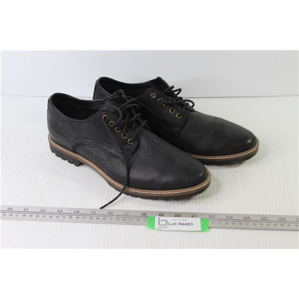 Men's Cole Hann Shoes (size 9 1/2)