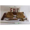 Image 1 : Exit Sign, Carpenter's Tool Belt, (2) Levels, Brass Door Knocker
