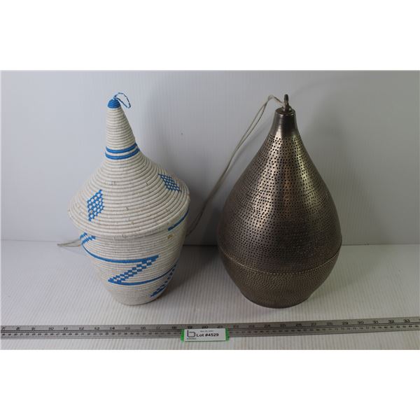 Hanging Metal Lamp - Woven Basket
