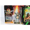 Image 3 : (2) Star Wars Action Figures - Darth Maul (pocket pages) - Watto (talking card)